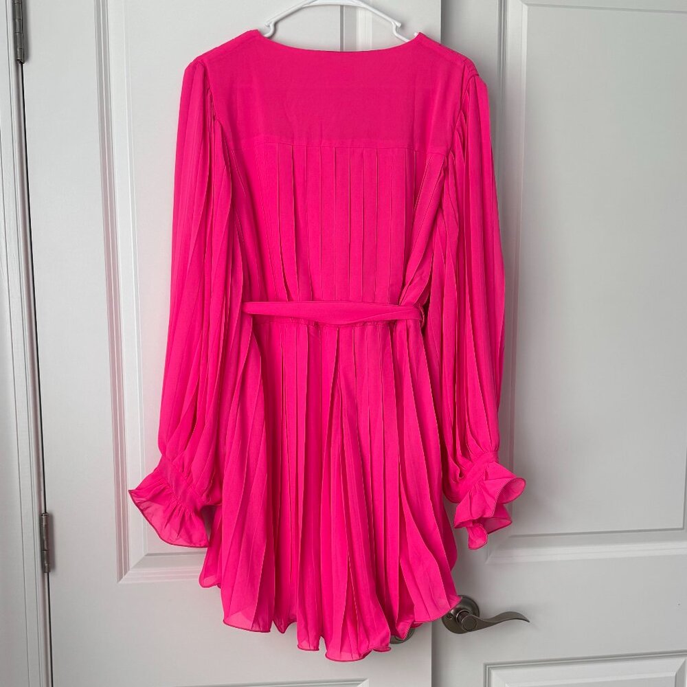 Pink Lily Pleated Romper in Vibrant Pink Size Medium - Picture 4 of 8